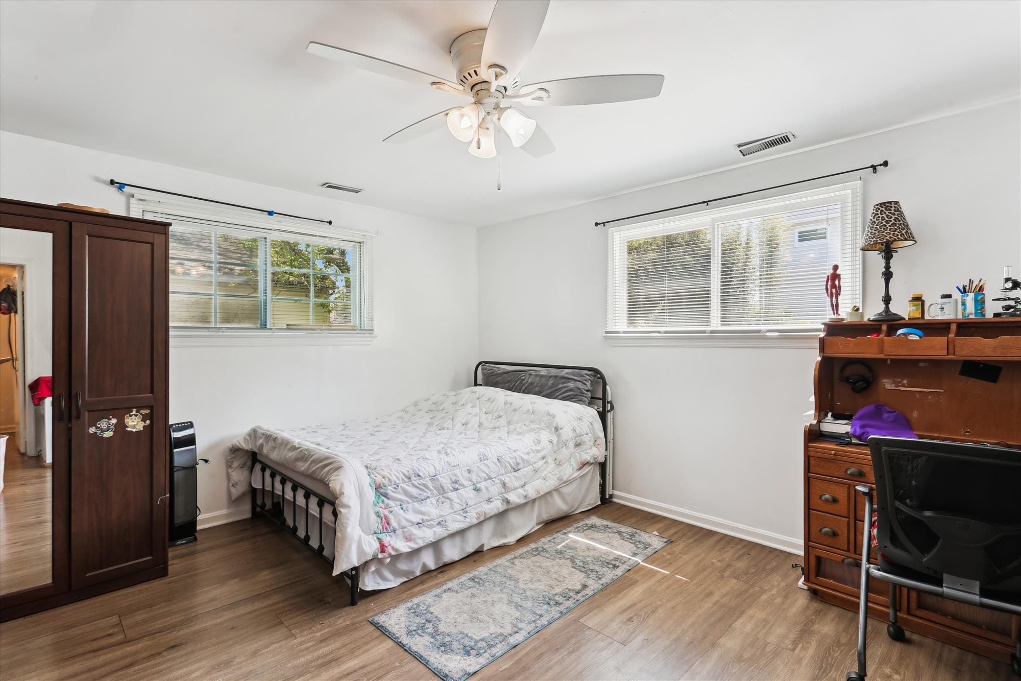interiors-primary bedroom-5c6a7867