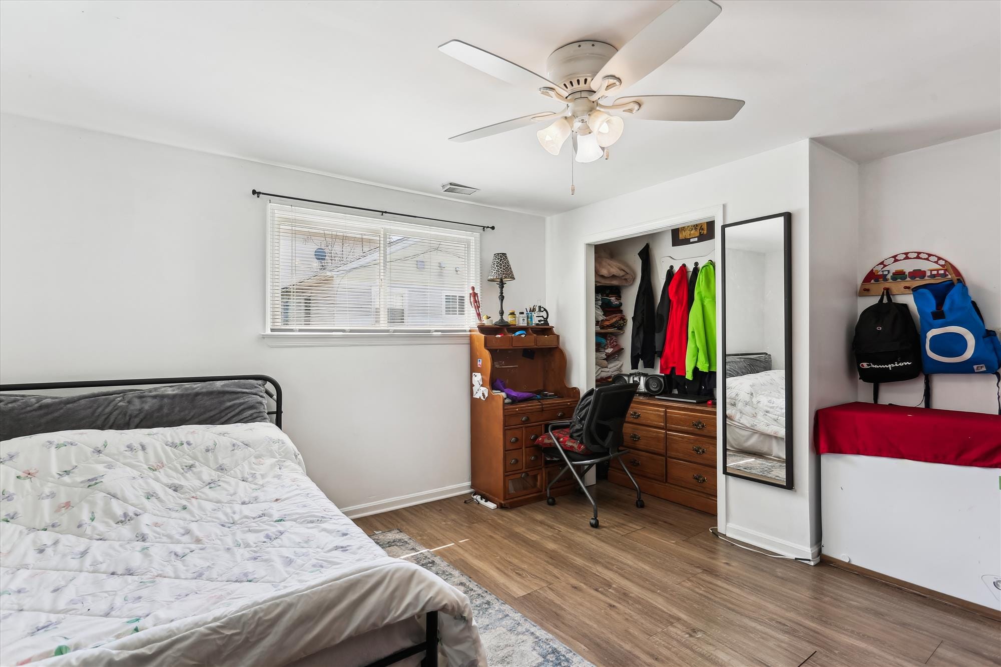 interiors-primary bedroom-5c6a7872